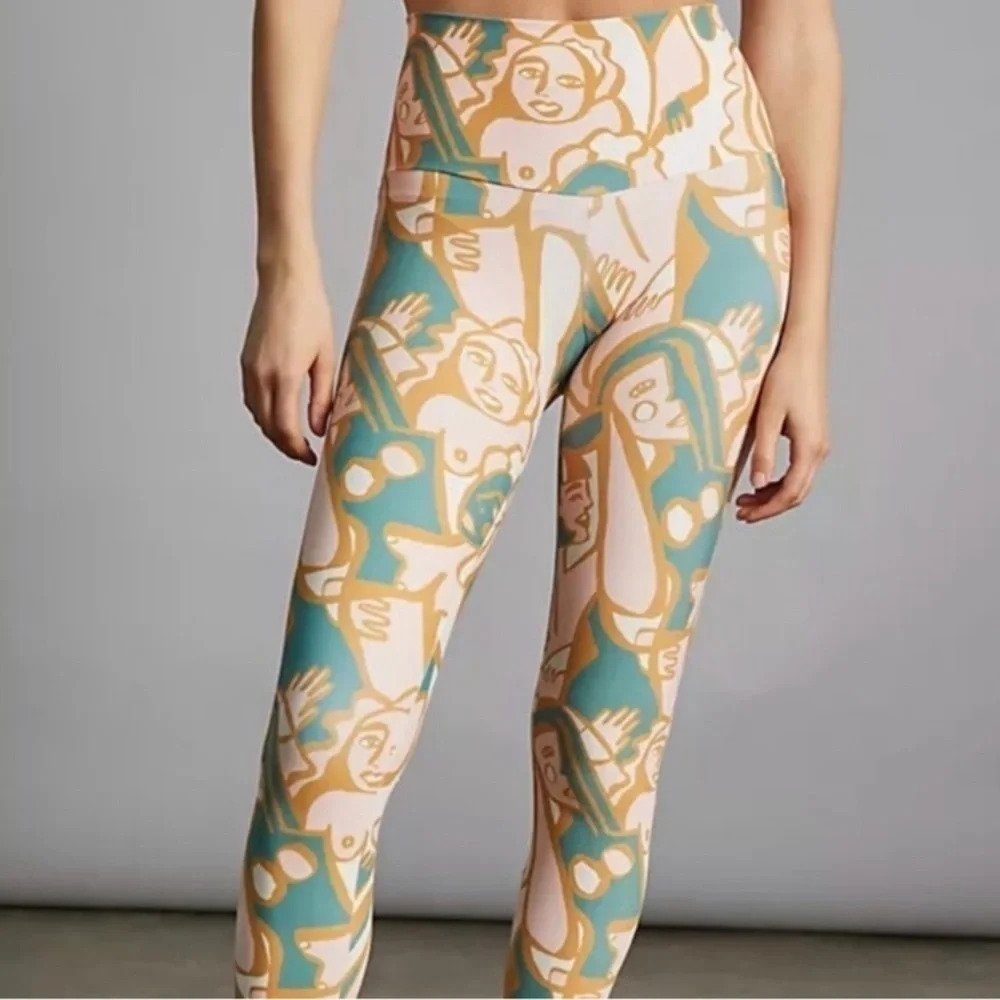 Dazey LA Ani Figures Leggings